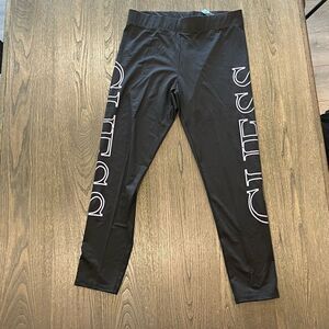 NWOT Guess Black Cropped Capri Leggings Logo Print Size L